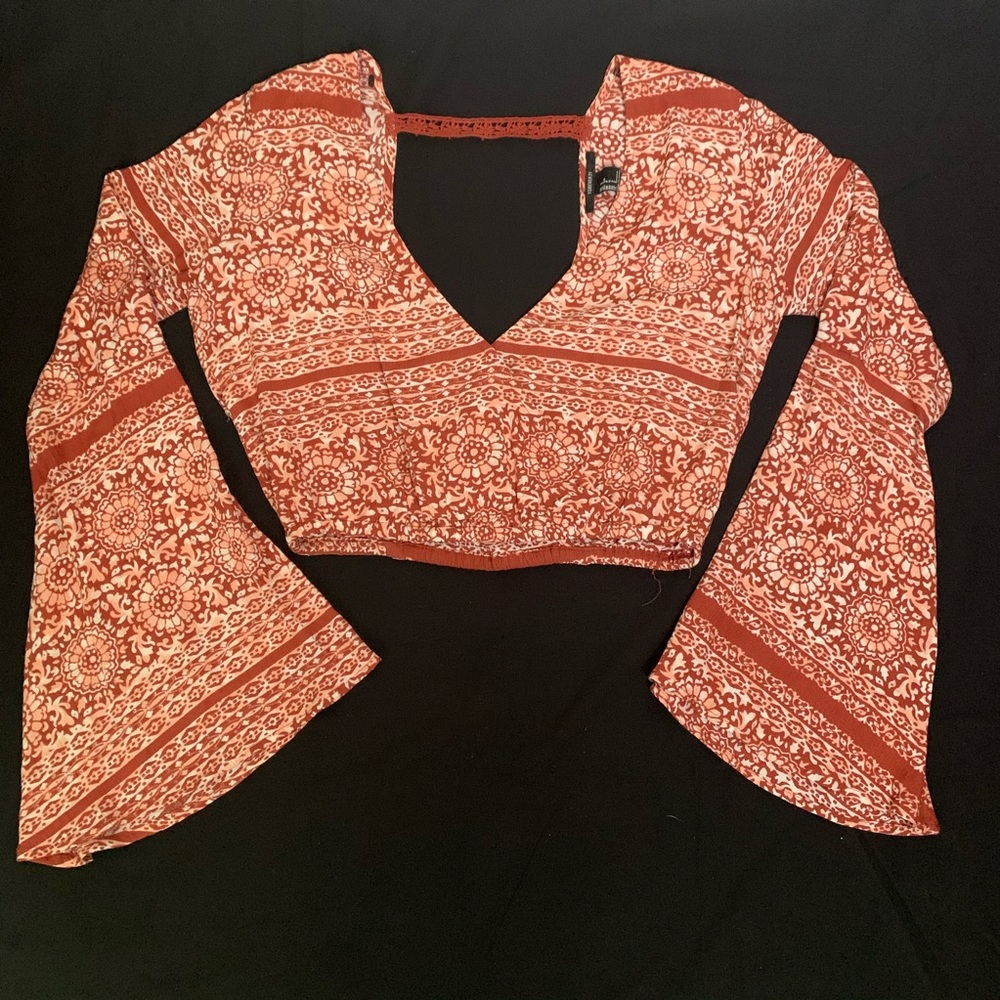 Cropped boho patterned top